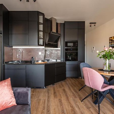 Glamour Apartment City View Вроцлав Екстер'єр фото